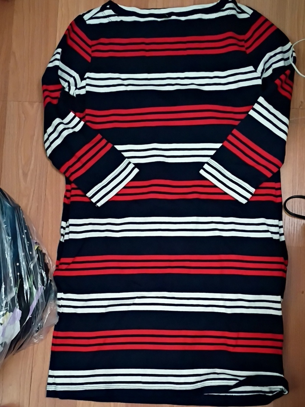 Uniqlo Navy Red White Striped 3/4 Sleeve Dress